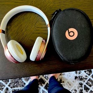 Beats wireless headset